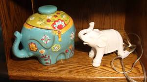 lot 86 image: Elephant light and cookie jar