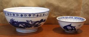 lot 99 image: Porcelain bowls