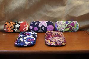 lot 132 image: Vera Bradley eye glass cases