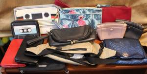 lot 146 image: Mixed lot of brands like hobo and more see pictures