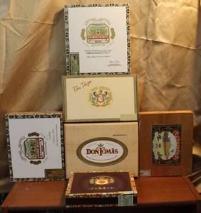 lot 179 image: Lot of cigar boxes