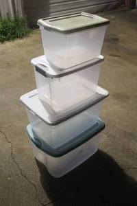 lot 206 image: 4 totes with lids
