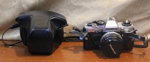 lot 215 image: Olympus  made in Japan om10 with case