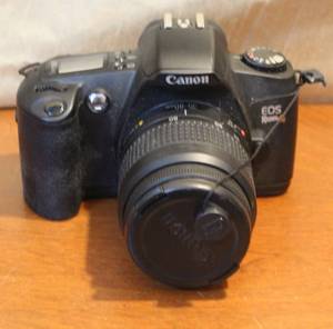lot 217 image: Canon EOS REBEL g