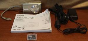 lot 218 image: Fujifilm Finepix F 30 digital camera