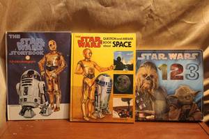 lot 246 image: Lot of Star wars books