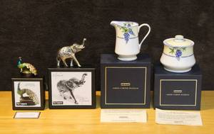 lot 261 image: Amon carter museum  creamer and sugar dish elephant from Pier 1 imports peacock from Pier 1 imports