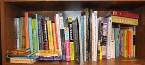 lot 291 image: Mixed lot of books