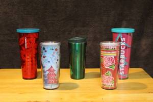 lot 305 image: Lot of Starbucks cups