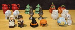 lot 328 image: Mixed Lot of Salt and pepper shakers
