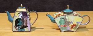 lot 332 image: Kelvin Chen Copper & Enamel Mini Teapot Classic Kitchen Colorful EUC and This is a Kelvin Chen miniature teapot.