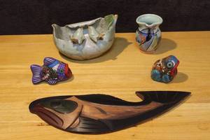 lot 392 image: Tonola Mexican Pottery Open Mouth Fish Hand Painted Folk Art  Vtg Mexican Talavera Folk Art Pottery Ceramic Terracotta FROG Open Mouth Mexico and more see pictures