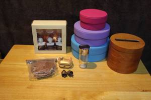 lot 419 image: ETO 2022 Zodiac Japanese Gold Lucky Tiger Bell Ornament Figurine Rich Long Life and wood tissue box and GREAT COMPOSERS MEMO HOLDERS SET OF THREE BACH BEETHOVEN MOZART  and more see pictures