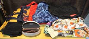 lot 459 image: Makes a lot of bags and a coach eyeglass case