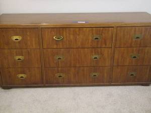 lot 29 image: Drexel 9 drawer Dresser 66l x 29 h x 19d  beautiful piece very clean   PASSAGE PATTERN