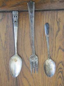 lot 82 image: vintage H and E utensils