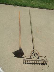 lot 105 image: Garden Rake and Hoe