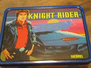 lot 64 image: KNIGHT RIDER VINTAGE LUNCH BOX WITH CUP