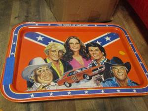 lot 76 image: DUKES OF HAZARD METAL TRAY HAS FOLD OUT LEGS