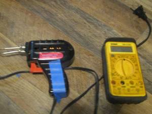 lot 86 image: SOULDERING GUN AND SPERRY DM-4100A  DIGITAL  MULTIMETER