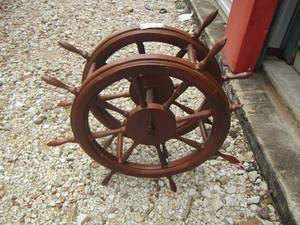 lot 29 image: Wooden Captains Wheel