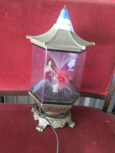 lot 93 image: 3D lighted electric dcor lamp