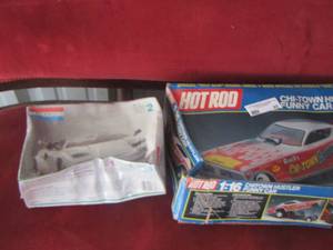 lot 95 image: Hot Rod CHI-TOWN HUSTLER FUNNY CAR  & MONOGRAM -LAMBORGHINI LP500S  NIB