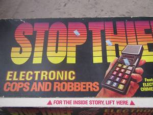 lot 123 image: STOP THIEF GAME -ELECTRONIC COPS & ROBBERS
