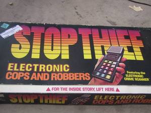lot 125 image: STOP THIEF GAME -ELECTRONIC COPS & ROBBERS