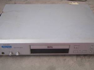lot 128 image: Curtis dvd player