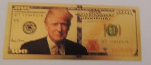 lot 4 image: TRUMP GOLD $100 BILL- NEW