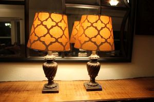 lot 19 image: Pair of matching desk lamps, see photos.