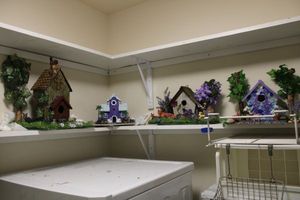 lot 40 image: Hand made birdhouses, see photos