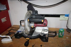 lot 321 image: Mitre saw