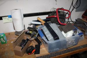 lot 320 image: Tools, see photos