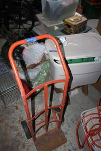 lot 284 image: 2 wheel mover hand truck dolly