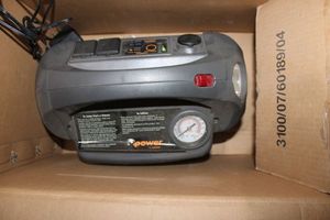 lot 273 image: Portable emergency power pack (untested) - battery jumper and more