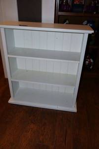 lot 235 image: Wood display shelf
