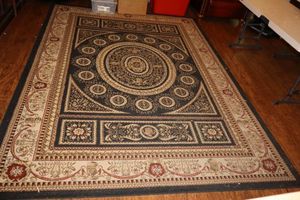 lot 37 image: 67 x 93 Jewel area rug