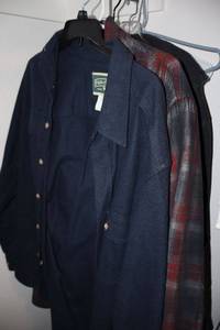lot 201 image: Winter and insulated jackets - Mens LXL