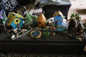 lot 149 image: Birdhouse sculptures (some parts may need reglued)
