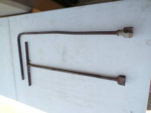 lot 79 image: 2- Shop Made Water Keys