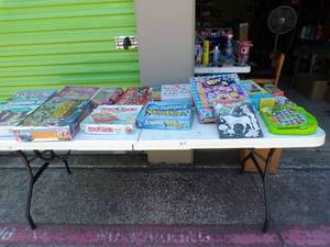lot 114 image: Mixed Lot of Games, Crafts and Educational Items, CompletionCondition Unknown