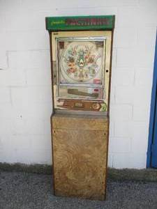 lot 150 image: 25 Cent Coin Operated Computer Pachinko Machine On Stand With Balls And Keys-Works