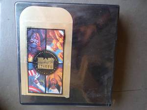 lot 167 image: 1994 Fleer Marvel Masterpiece Trading Cards, Over 270 Cards in Collector Book