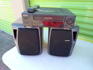 lot 186 image: Vintage Sony DA PRO 4 Head VCR With Remote and 2 AIWA Speakers, No Power Cord, Untested