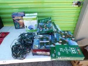 lot 191 image: Lot of Mixed Holiday Lights, Mixed Styles and Colors