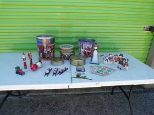 lot 192 image: Mixed Lot of Holiday Items Including Tins, Ornaments and Stickers