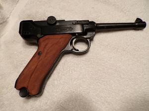lot 2 image: STOEGER LUGER - .22 LR cal., toggle action Pistol with 10-Rd. Clip - Needs Light TLC - PLEASE SEE ALL NOTES BELOW-