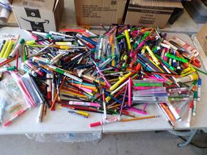 lot 200 image: Large Mixed Lot of Markers, Pencils, Pens, Sharpies and More